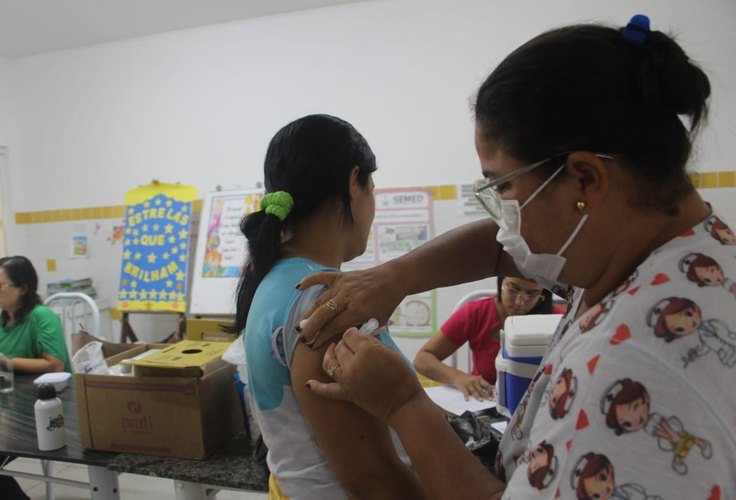 Penedo ultrapassa a meta nacional de vacinação contra a Influenza