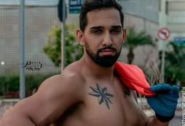 Sucesso nas redes sociais, Gari 'gato' vai concorrer ao 'mister BH'