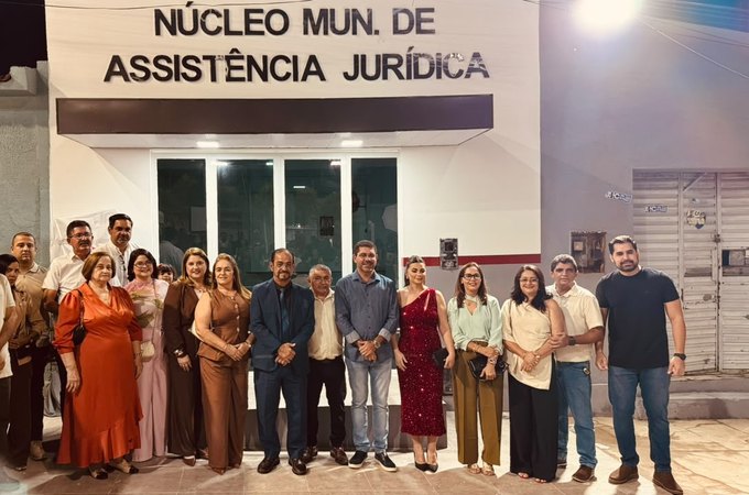 Prefeitura de Jaramataia inaugura Núcleo Municipal de Assistência Jurídica e entrega mais de mil cestas básicas