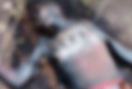 Corpo com marcas de tiros é encontrado às margens da AL-145, em Delmiro Gouveia