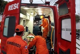 Acidente é registrado no final da tarde, na Avenida Ceci Cunha, em Arapiraca
