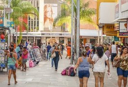 Funcionários são trancados em banheiro durante assalto em Maceió