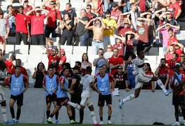 Flamengo quebra tabu de 45 anos e vence o Athletico-PR na Arena da Baixada