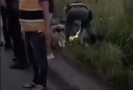 Batida de moto contra poste deixa mulher morta e homem ferido em Maceió