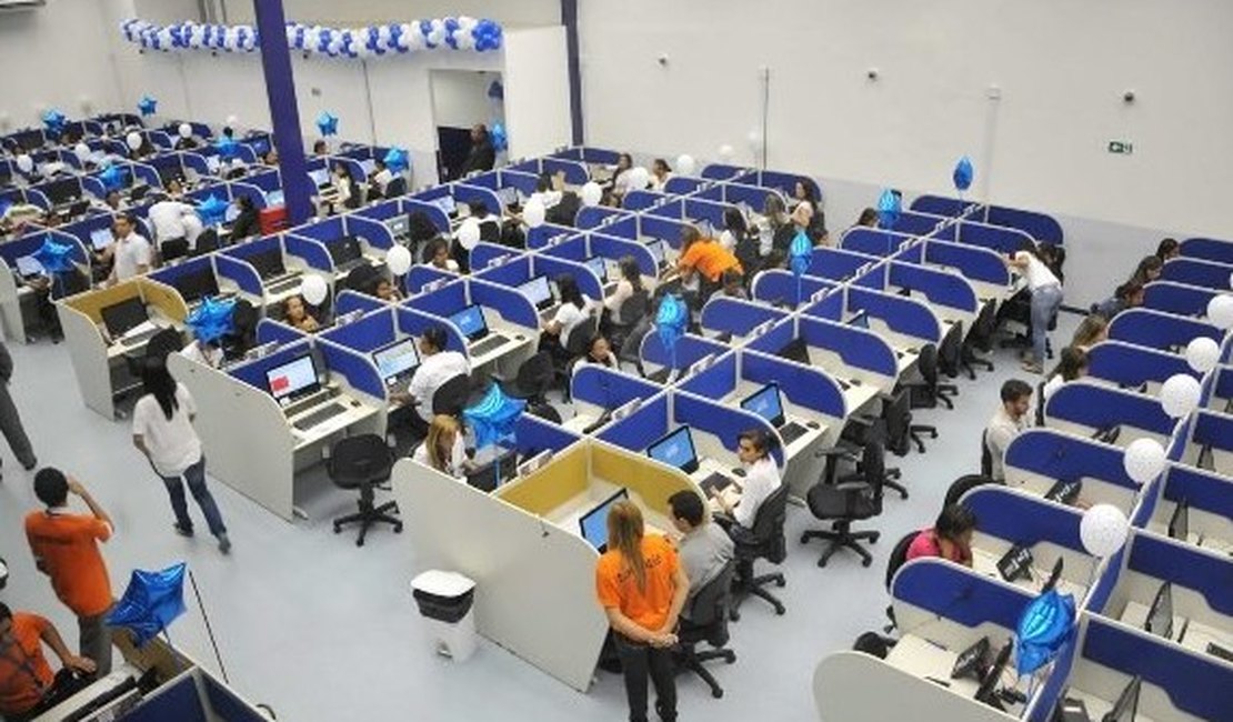 Três mil vagas estão a disposição para atuar em Call Center em Alagoas