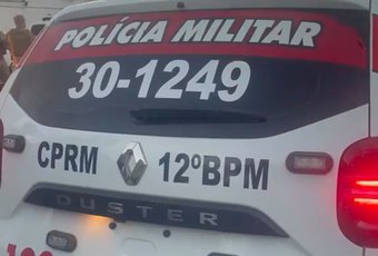 Homem é preso por violência doméstica após mulher e filhos dormirem na varanda de casa, em Maceió