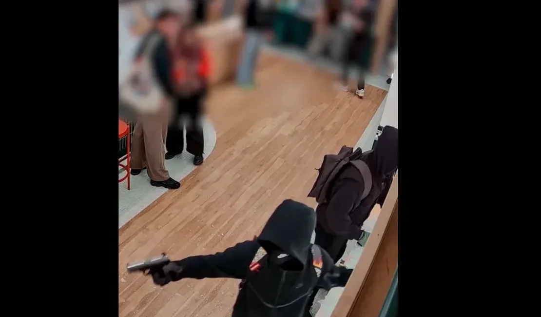 Trio armado rouba R$ 500 mil em cartas de Pokémon