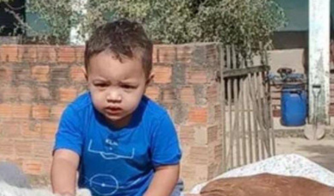 Carro derruba muro de residência e menino de 2 anos morre em Batalha