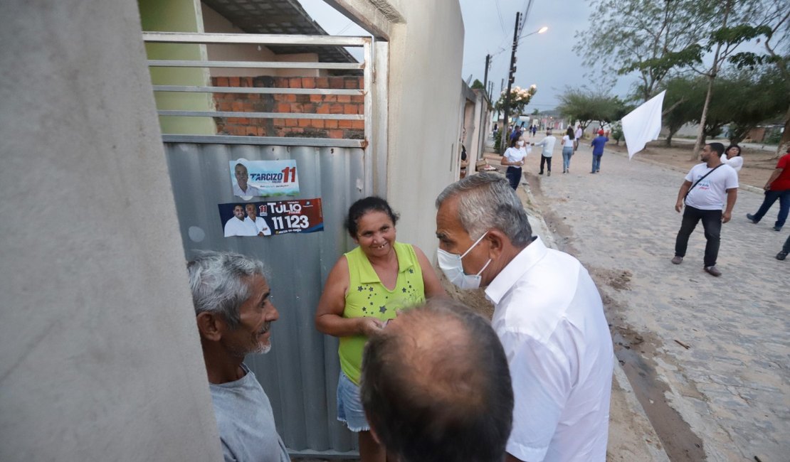 Tarcizo Freire recebe apoio dos moradores do bairro Bom Sucesso