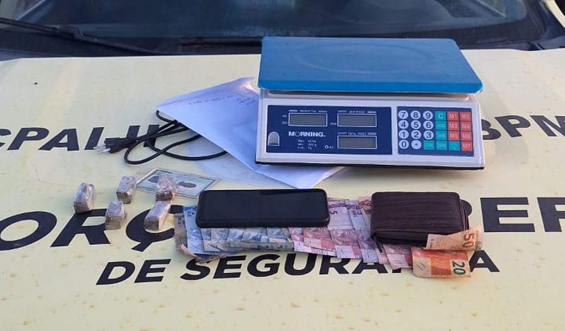 Ação policial resulta na prisão de homem por tráfico de drogas no Agreste alagoano