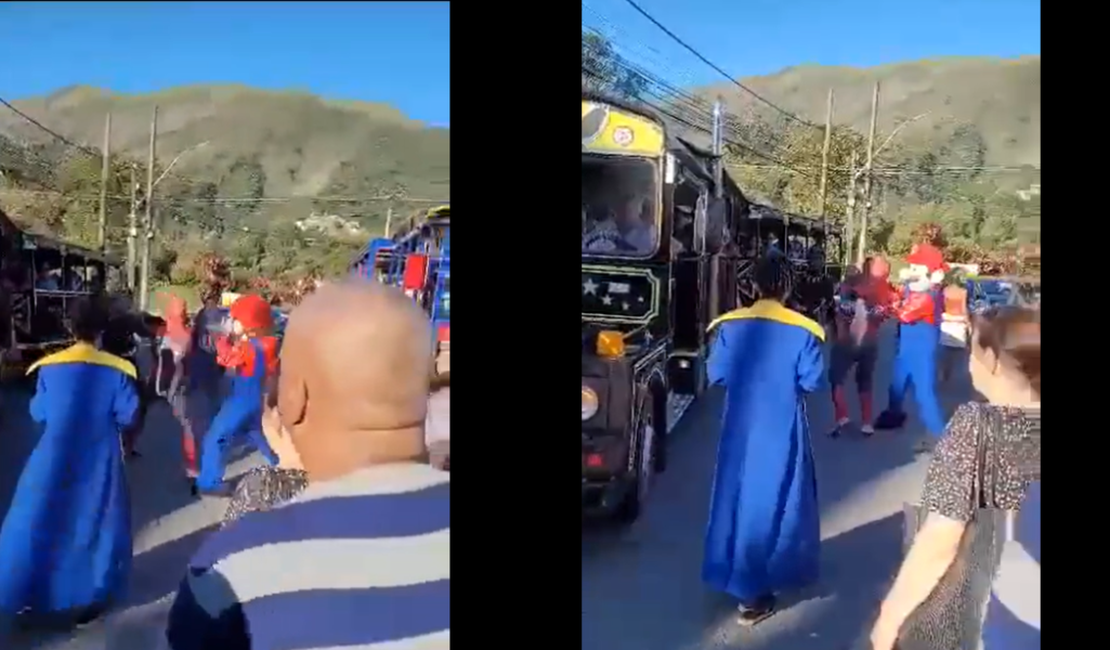VÍDEO: Concorrentes, Homem-Aranha, Pantera Negra e Super Mario de trenzinho brigam no Rio de Janeiro