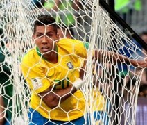 Roberto Firmino entrou aos 40 minutos do segundo tempo e fez o gol que fechou a vitória do Brasil sobre o México