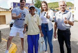 Prefeitura de Coité do Nóia distribui mais de 9 mil quilos de peixe para a população na Semana Santa