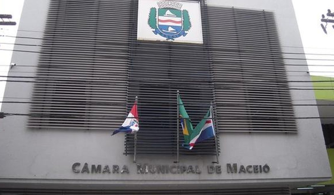 MP quer mais informações sobre frequência dos vereadores de Maceió na Câmara