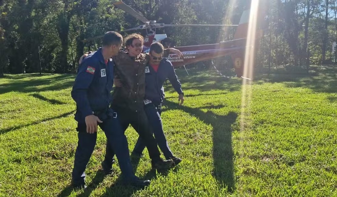 Trilheiro é achado com vida quase uma semana após desaparecer ao subir morro em SC