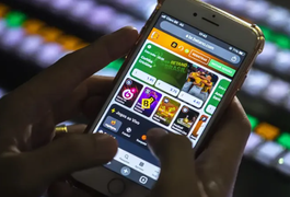 Governo determina que bets bloqueiem beneficiários de Bolsa Família e BPC