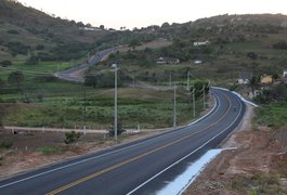 Mãe e filho são atropelados durante caminhada no interior de Alagoas