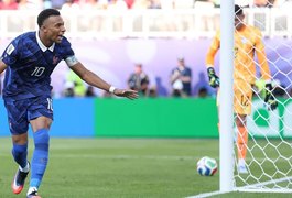 Mbappé marca, França supera retranca do Paraguai e vai às quartas da Copa