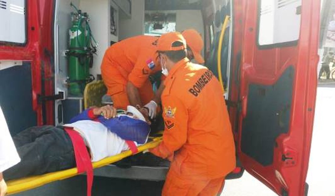 Vídeo: Colisão entre duas motocicletas deixa três pessoas feridas na AL-220, em Arapiraca