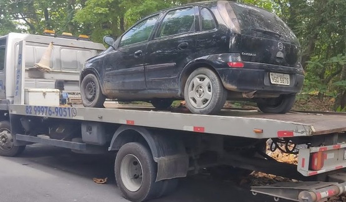 Ação policial recupera carro roubado no interior de Alagoas