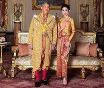 Rei da Tailândia retira título e privilégios de amante oficial