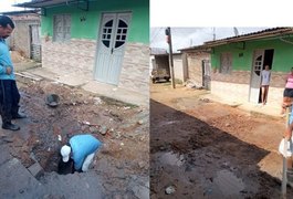 Casal conserta vazamento que afetava abastecimento de bairro de Arapiraca