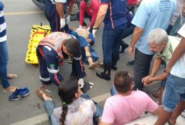 Três ficam feridos em colisão de motocicletas