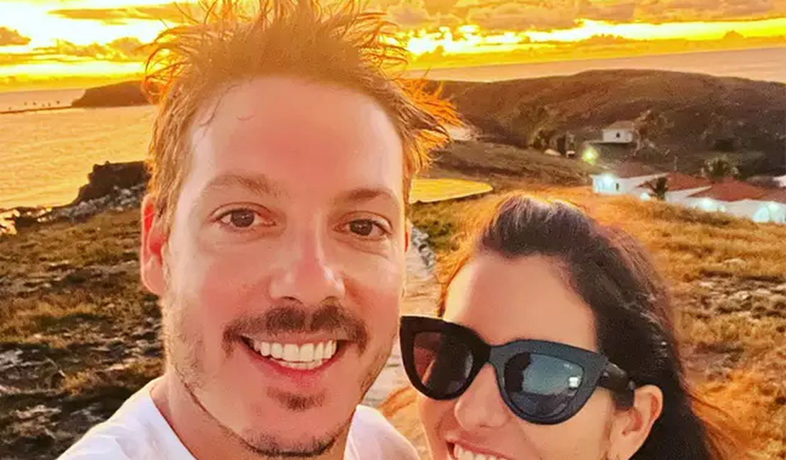 Fábio Porchat anuncia fim de seu casamento com Nataly Mega