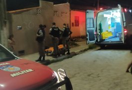 Homem flagra assalto, tenta ajudar vítima e é esfaqueado em Arapiraca