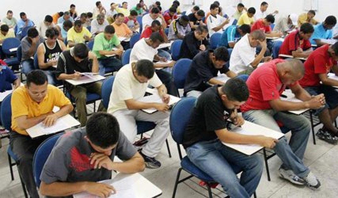 Confira 11 órgãos com inscrições abertas para todos os níveis de escolaridade