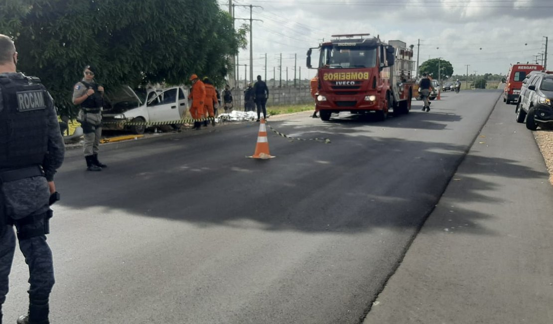 Vídeo. Acidente resulta em três mortos e homem e criança feridos, em Penedo