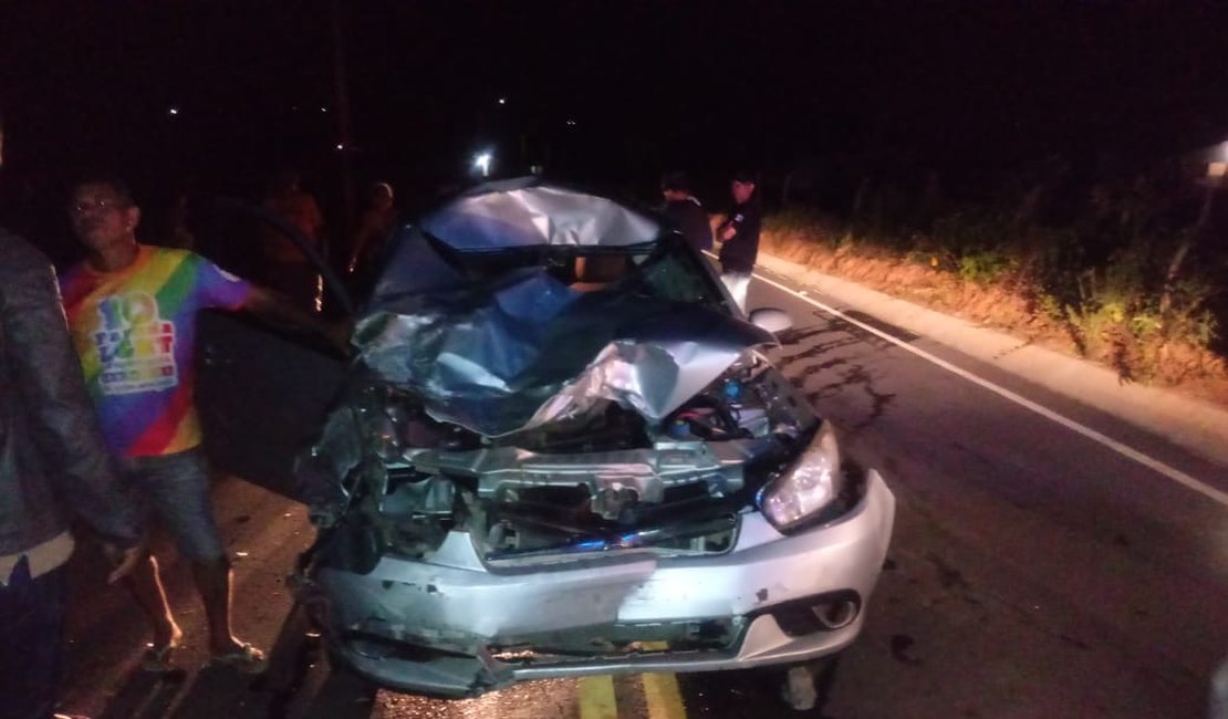 Animais na pista causam acidente e deixam feridos em Girau do Ponciano