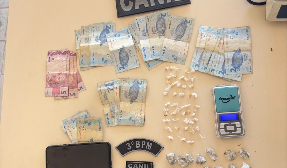 Dois homens são presos com pedras de crack e maconha no Manoel Teles