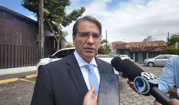 Advogado de prefeito de Rio Largo diz que prisão foi 'ato midiático' da Polícia Federal