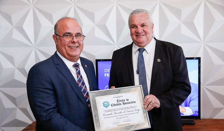 Fernando Tourinho recebe título de cidadão honorário de Murici