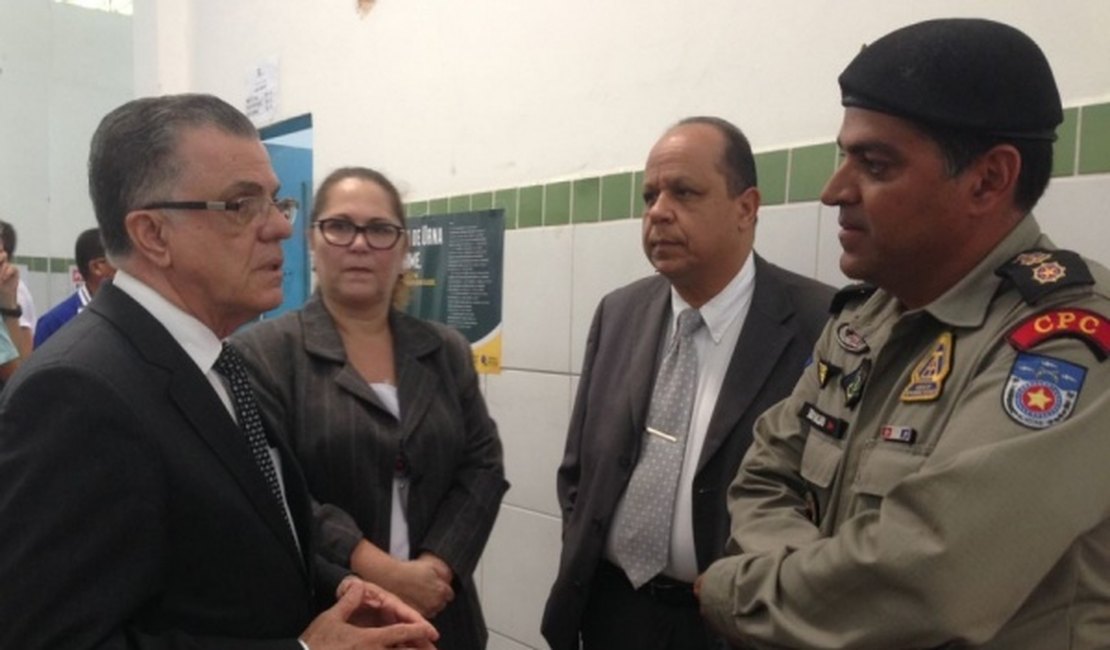 Apuração dos votos deve ser concluída até 19h30