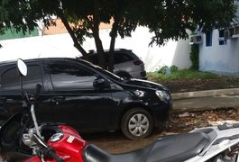 PM recupera moto abandonada no Sítio Pau D`Arco, em Arapiraca