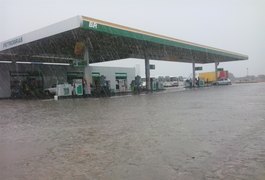 Posto de combustíveis é assaltado na tarde deste sábado em Arapiraca