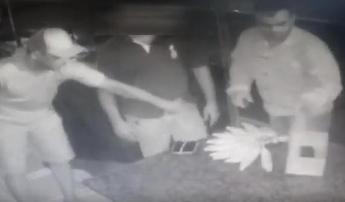 Polícia divulga vídeo de assalto contra comerciante em Maribondo