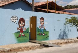 Moradores das Batingas recebem escola toda revitalizada