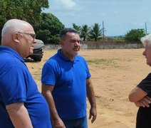 Campo de futebol do Canaã será revitalizado, afirma secretário de Esporte de Arapiraca