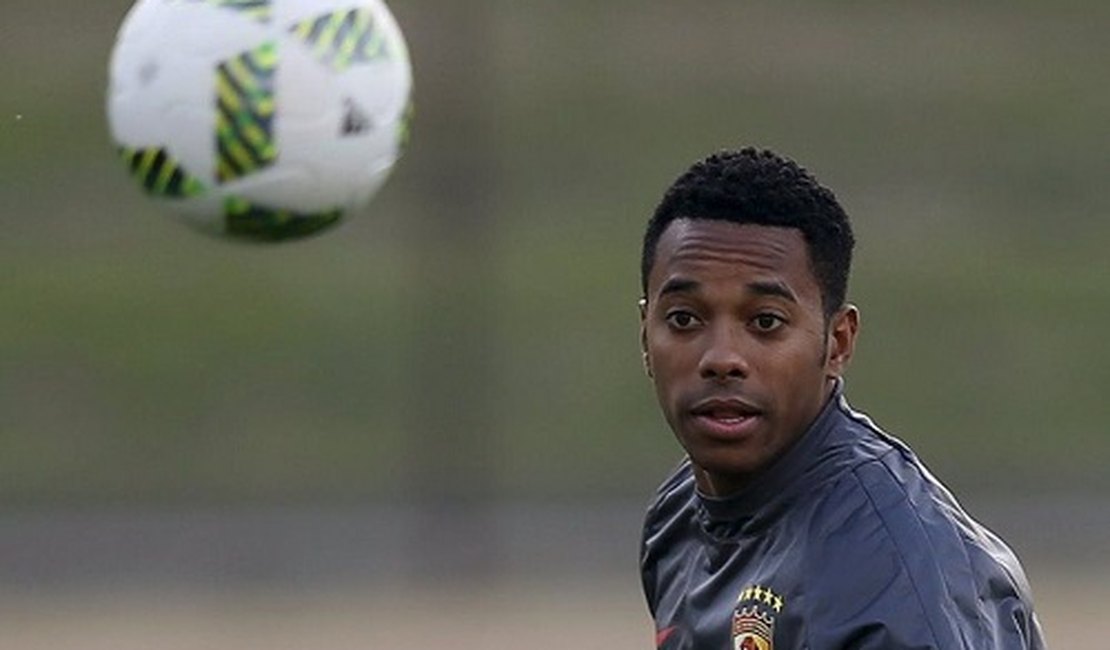 Robinho desperta interesse de time suíço