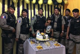 Policiais militares da 1ª CPM/I realizam sonho de criança com apenas 6 anos