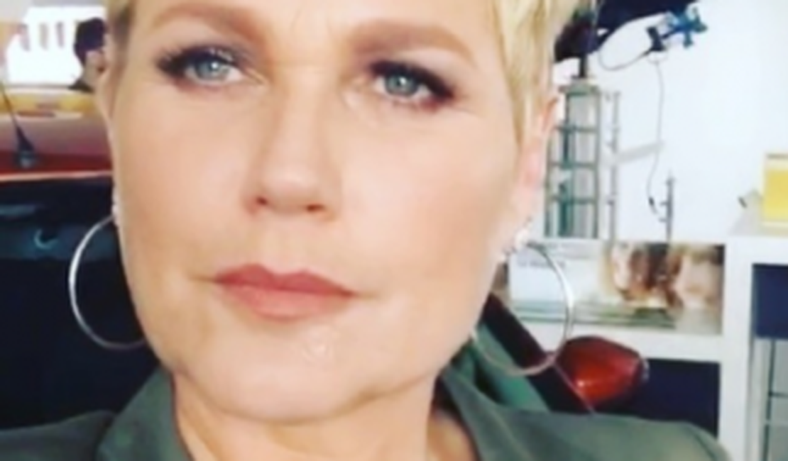 Xuxa revela ter sido enganada para ter relações com famoso Já é notícia