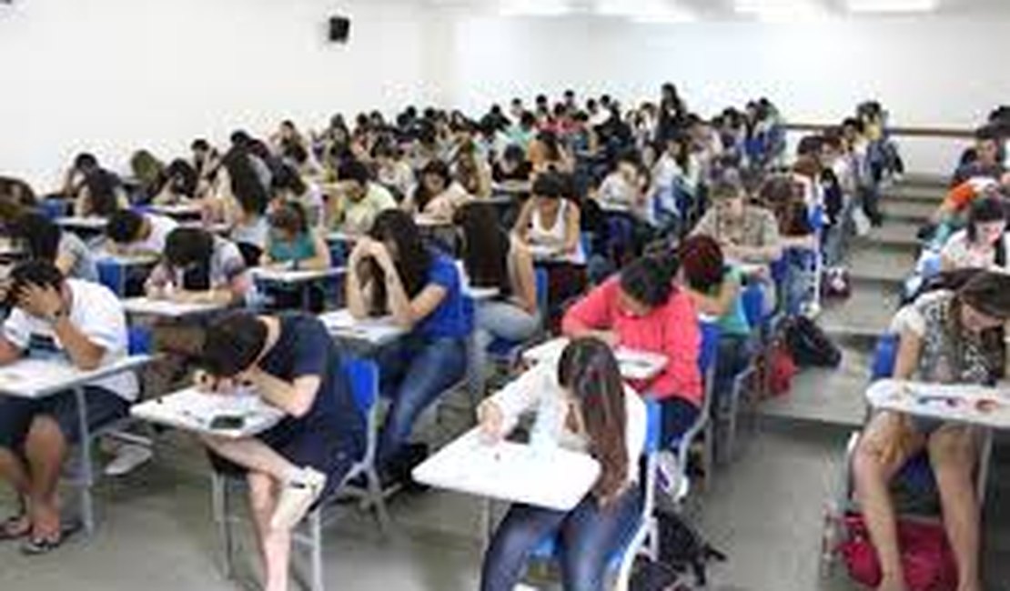 Concursos públicos para 2014 oferecem milhares de vagas; confira