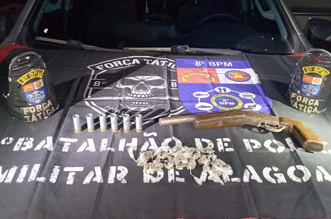8º Batalhão Prende Homem Por Tráfico De Drogas E Porte Ilegal De Arma Em Rio Largo