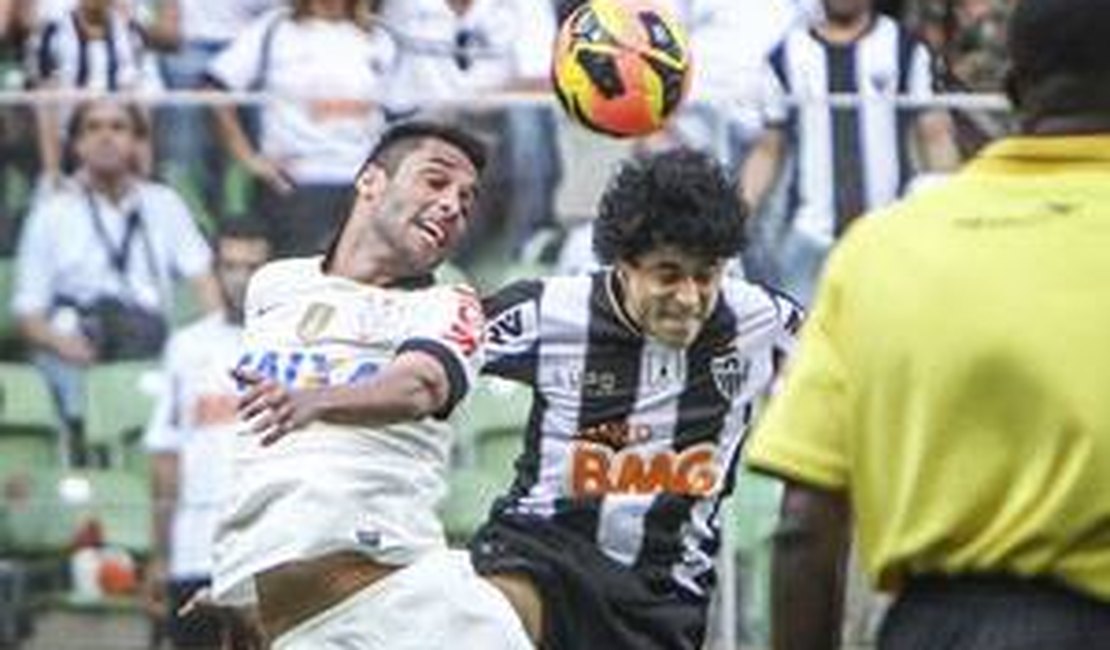 Dois últimos campeões da Libertadores, Atlético-MG e Corinthians ficam no zero