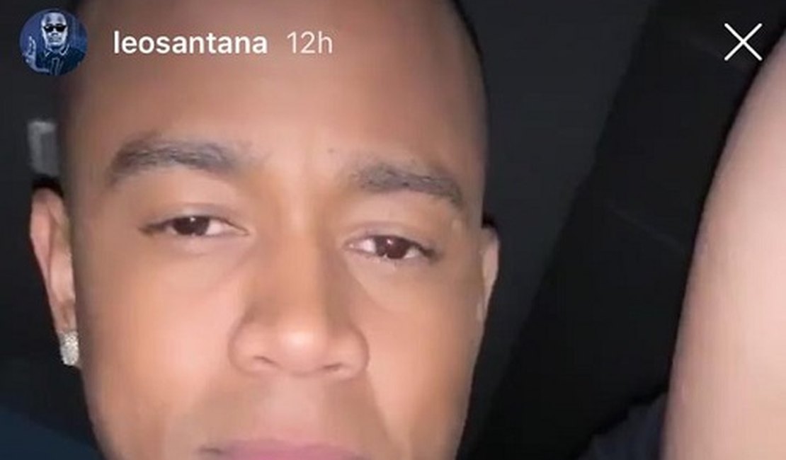 Acidente com caminhão da banda de Léo Santana deixa dois mortos na Bahia; cantor lamenta