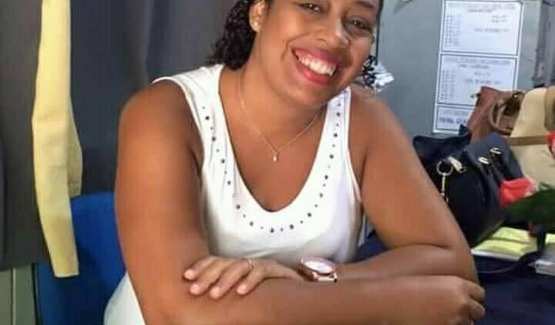 Professora é assassinada com várias facadas em Viçosa