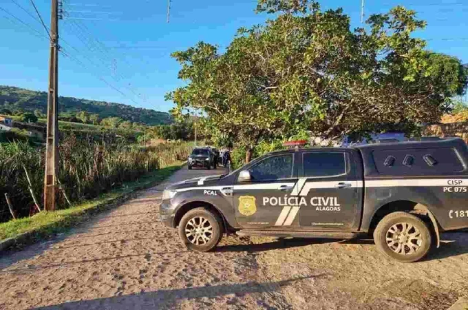 Homem acusado de homicídio e foragido da Justiça pernambucana é preso em flagrante por falsa comunicação de crime em Murici